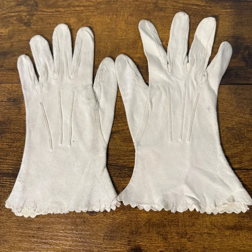 Unbranded vintage glove